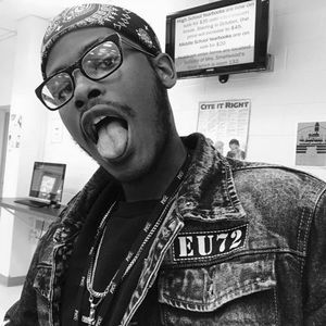 Meet your Posher, Joshua